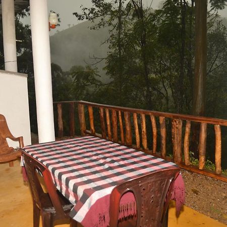 Silent Nest Bed & Breakfast Ella Exterior photo